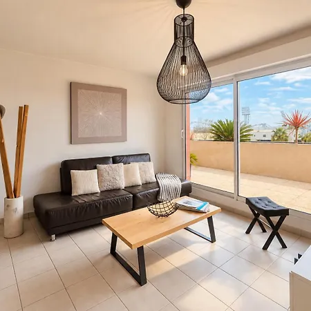 Ecrin Terrasse Elegance 2 Bedrooms Air Conditioning Wifi Parking