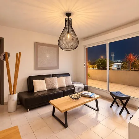 Apartment Ecrin Terrasse Elegance 2 Bedrooms Air Conditioning Wifi Parking Nîmes