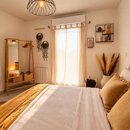Ecrin Terrasse Elegance 2 Bedrooms Air Conditioning Wifi Parking Apartment
